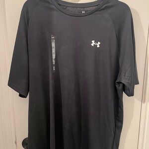 NWT Under Armour Men's XL Black Short Sleeve Tee